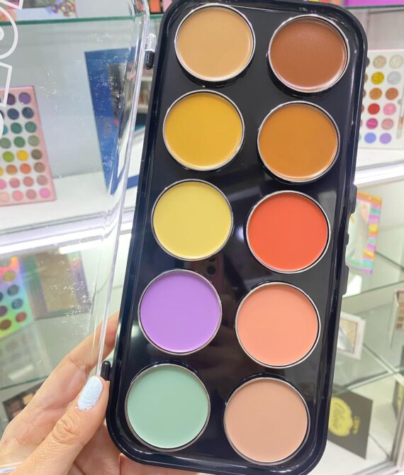 Contorno en crema Kleancolor