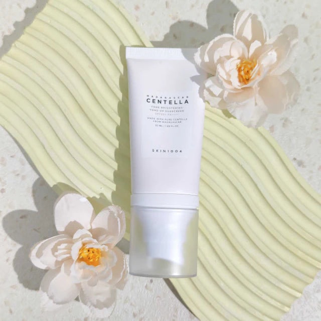 Protector solar SKIN1004 Madagascar centella Tone Brightening - Imagen 2